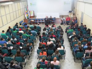 Eduardo Suplicy ministra palestra no câmpus